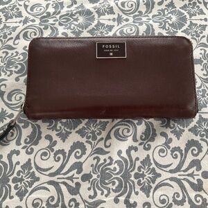 Fossil brown leather wallet
